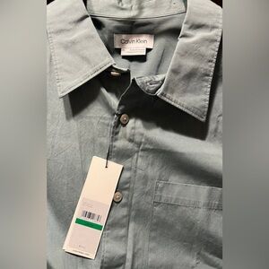 Men’s Calvin Klein dress shirt